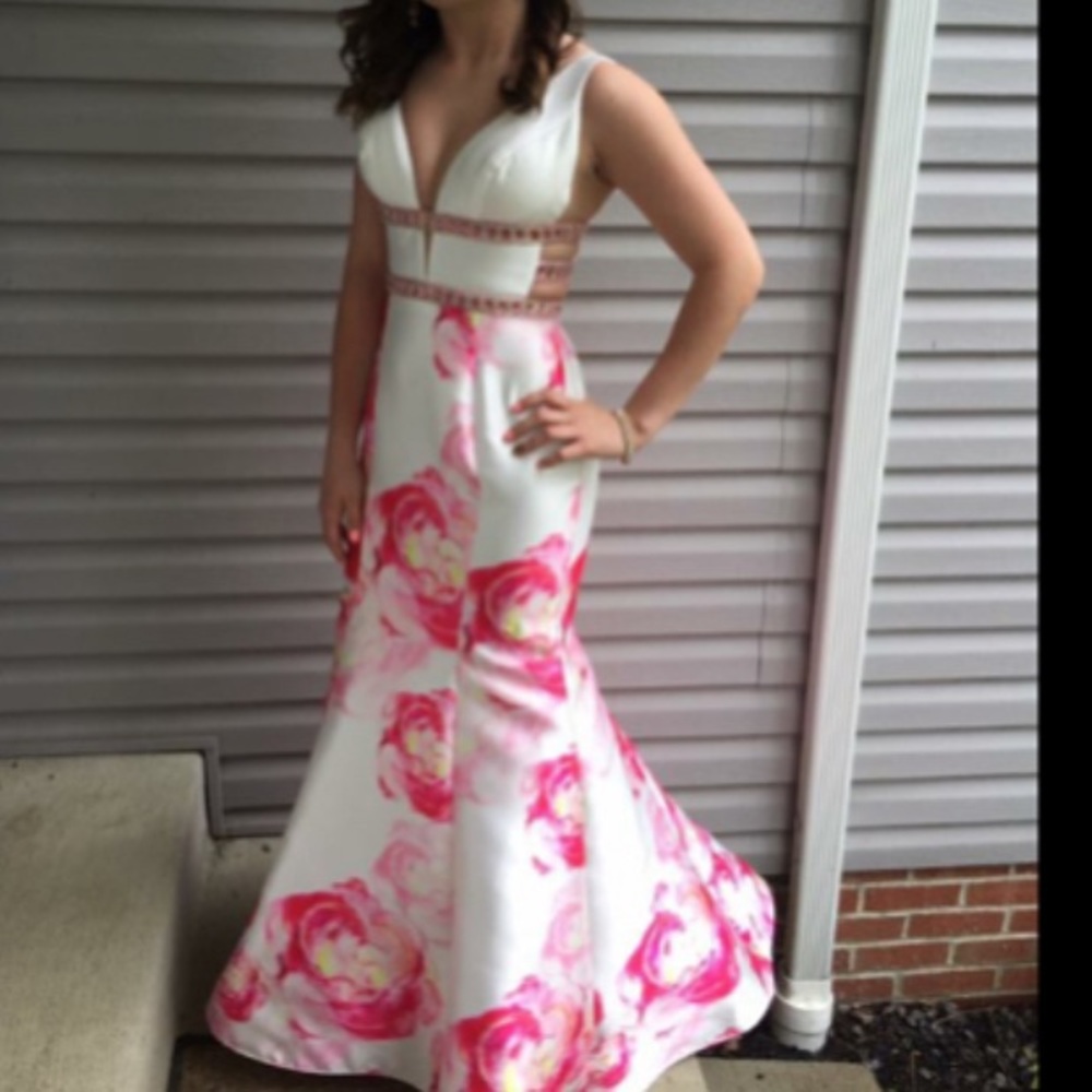Prom dress